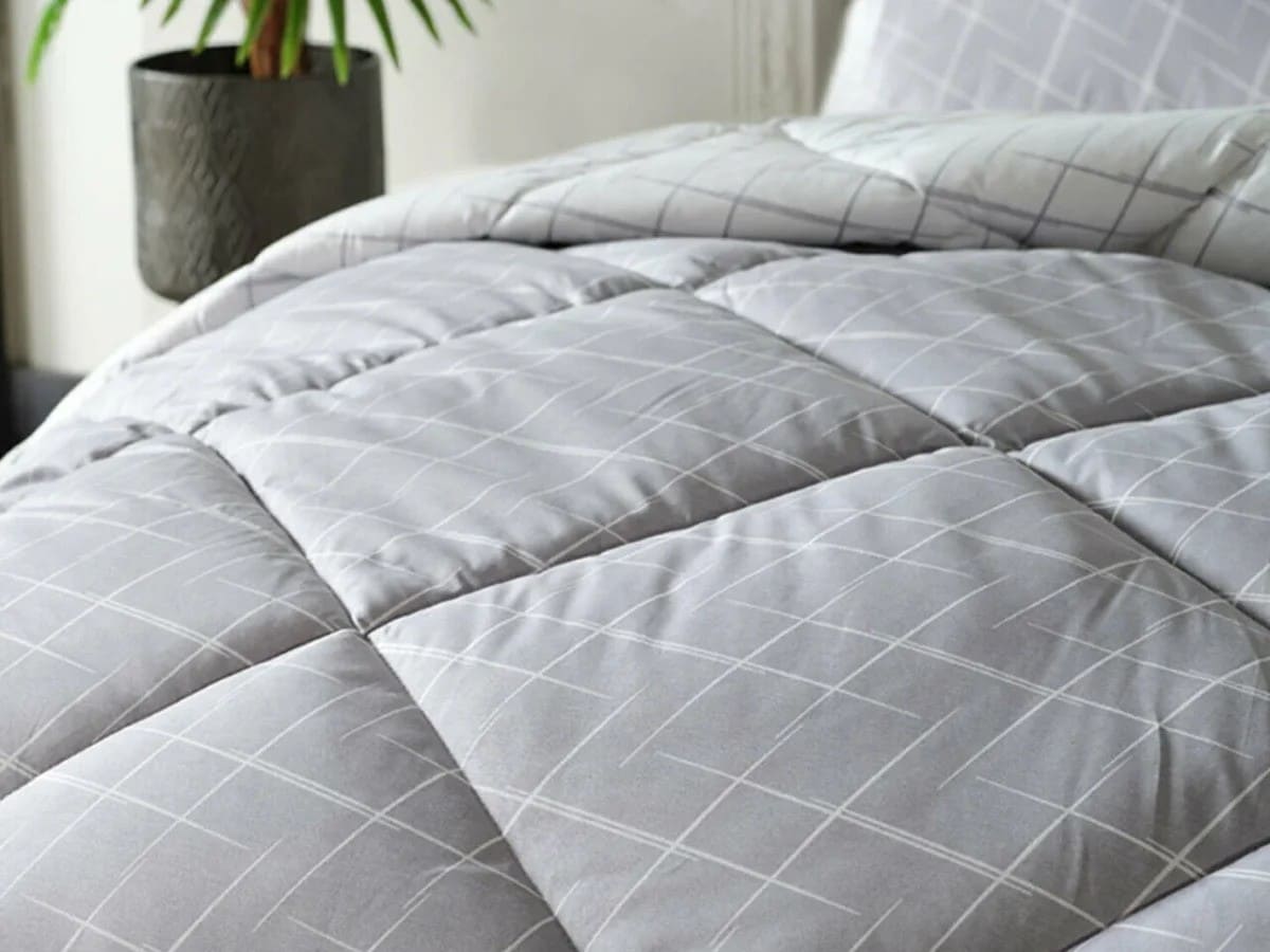 Plapumă pufoasă de iarnă B-sleep