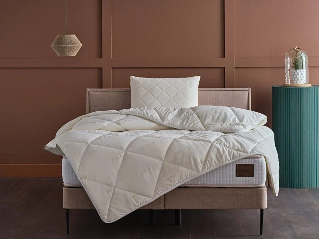 Plapumă pufoasă de iarnă B-sleep