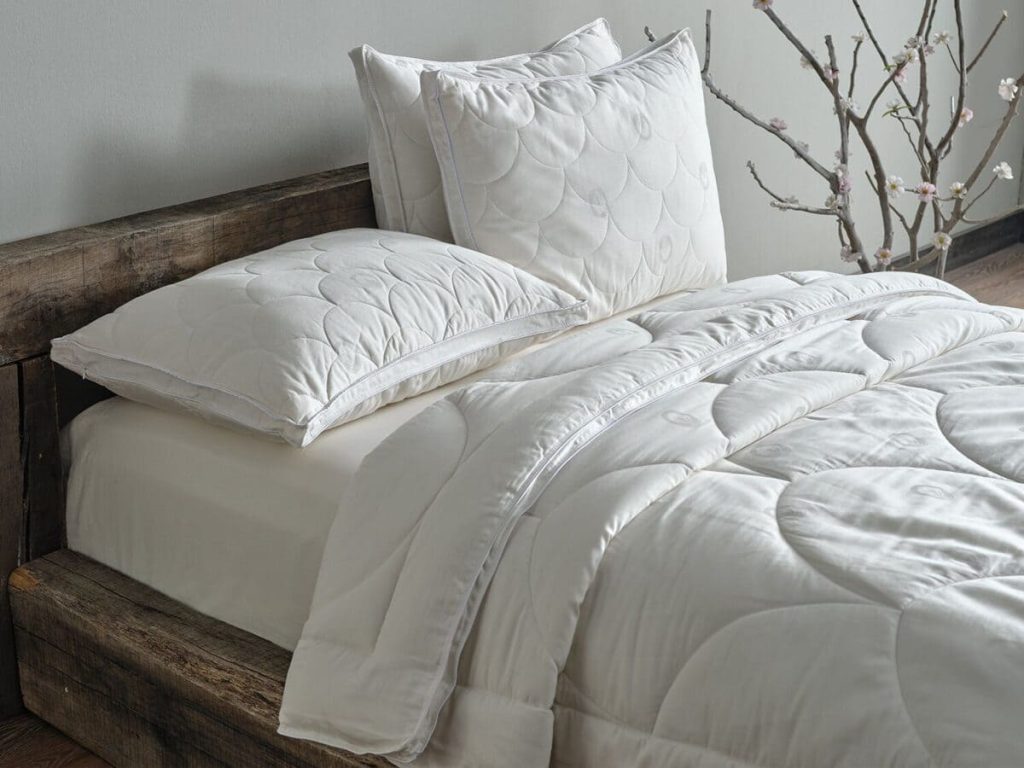 Plapumă pufoasă de iarnă B-sleep