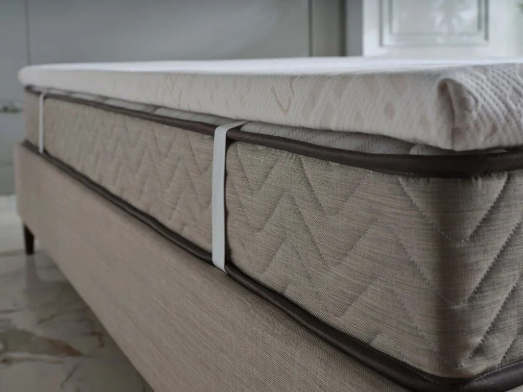 Topper de saltea B-sleep (suprasaltea) | Ortopedic, din spumă cu memorie sau latex pentru confort suplimentar.