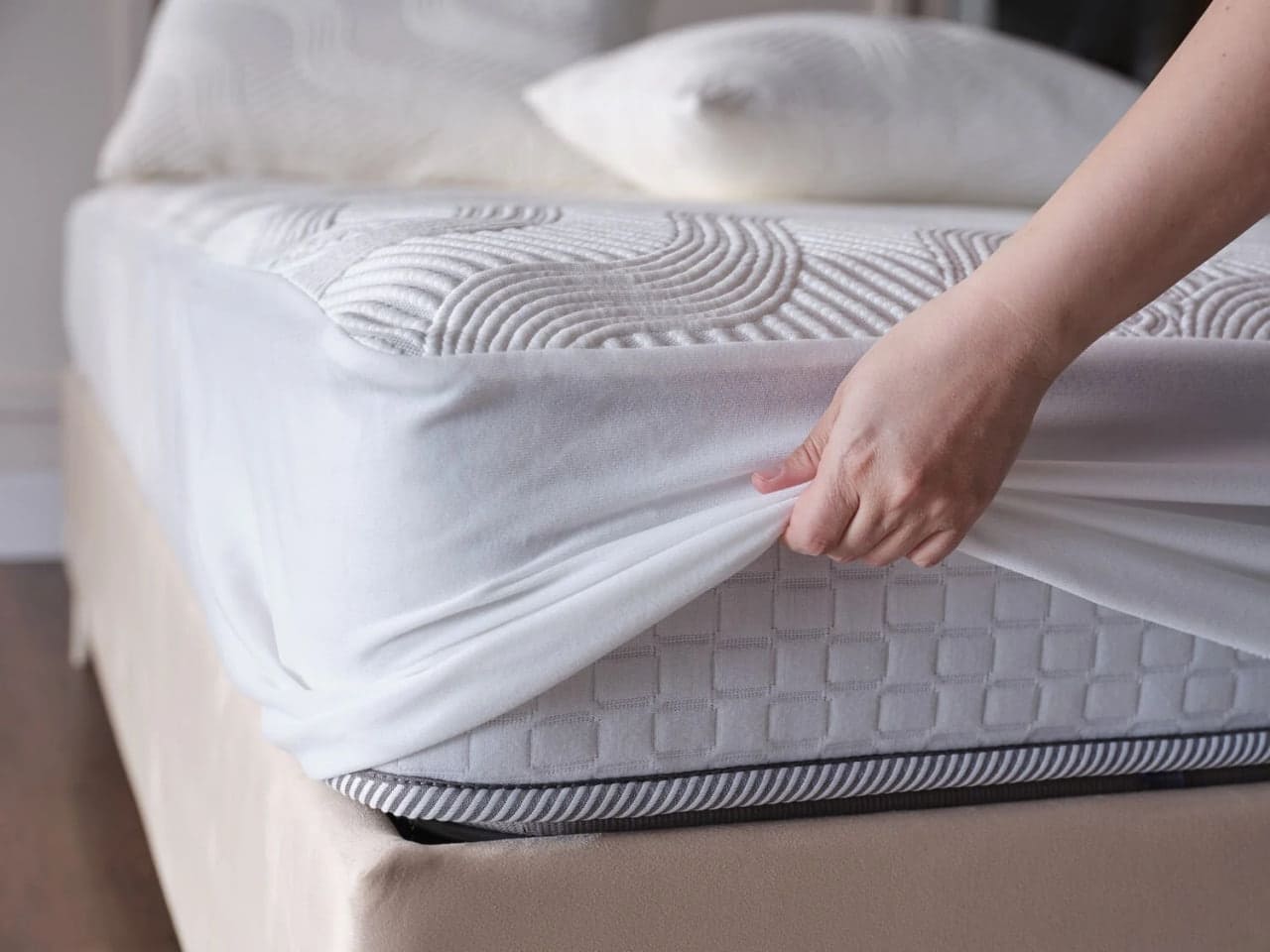 Husă impermeabilă saltea B-sleep | Protecție antiacarieni și anti-lichide cu elastic pentru saltea.