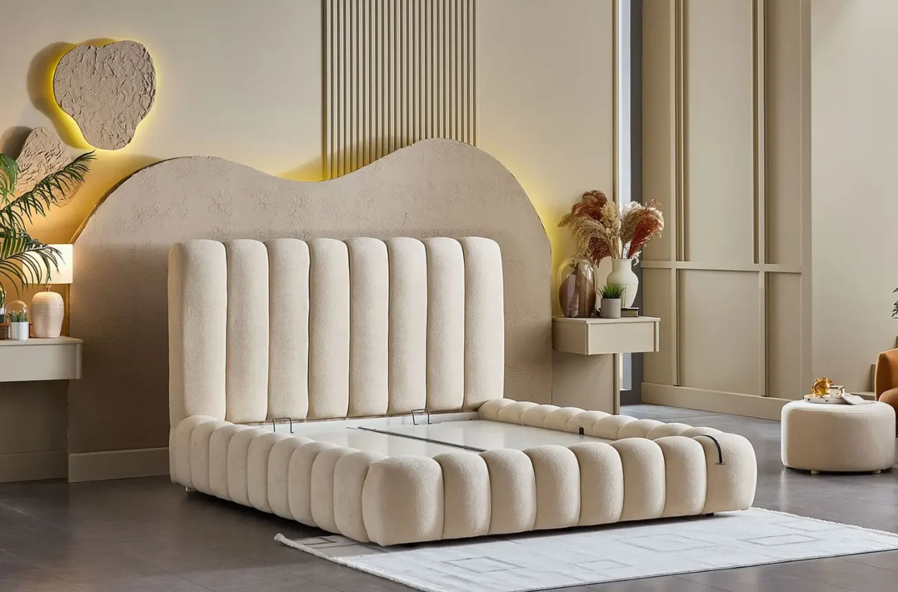 Pat matrimonial Bio Natura cu design volumetric si finisaje premium din stofa bucle de culoare bej.