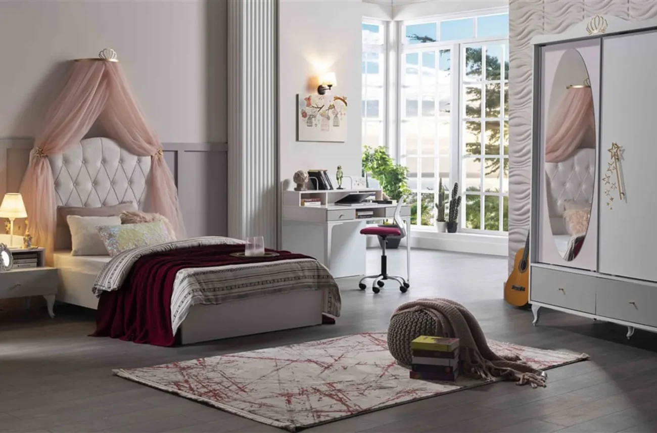 Set complet de mobilier Sandy pentru camera copiilor cu dulap pat si zona de lucru