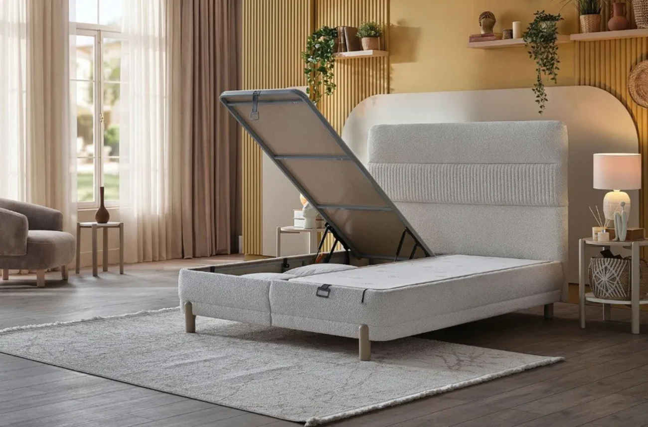 Pat dublu Bio Comfort Pat cu somiera dreapta rabatata si spatiu interior de depozitare vizibil